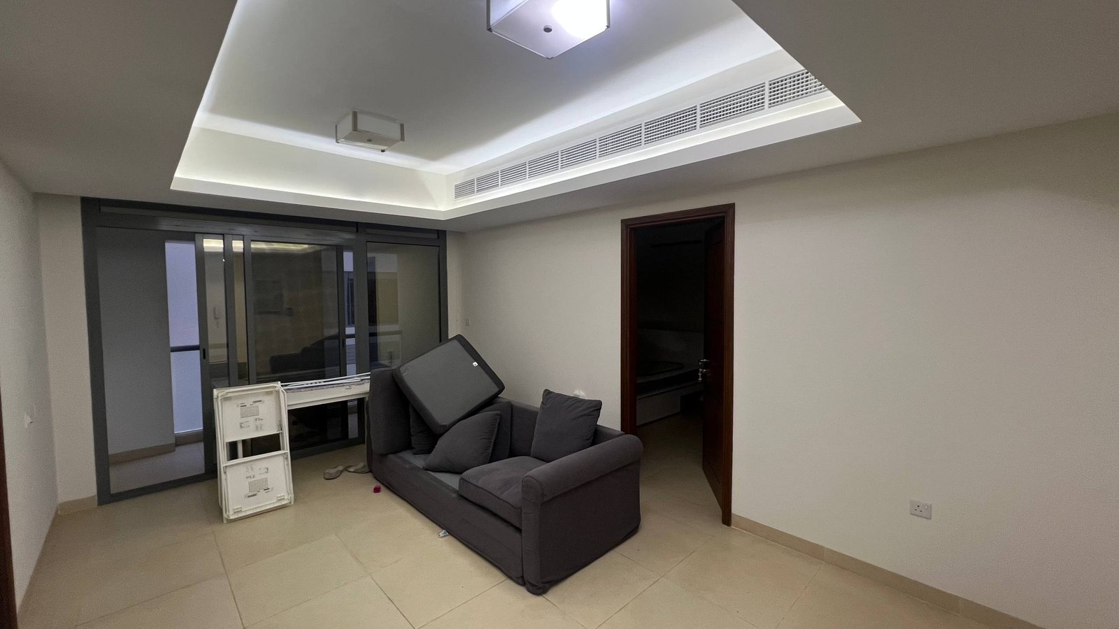 Building in qurum - zara badr · quuma-02102