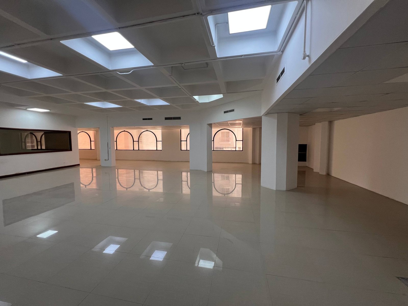 Building Bait Khuwair - Commercial · krumc-00131