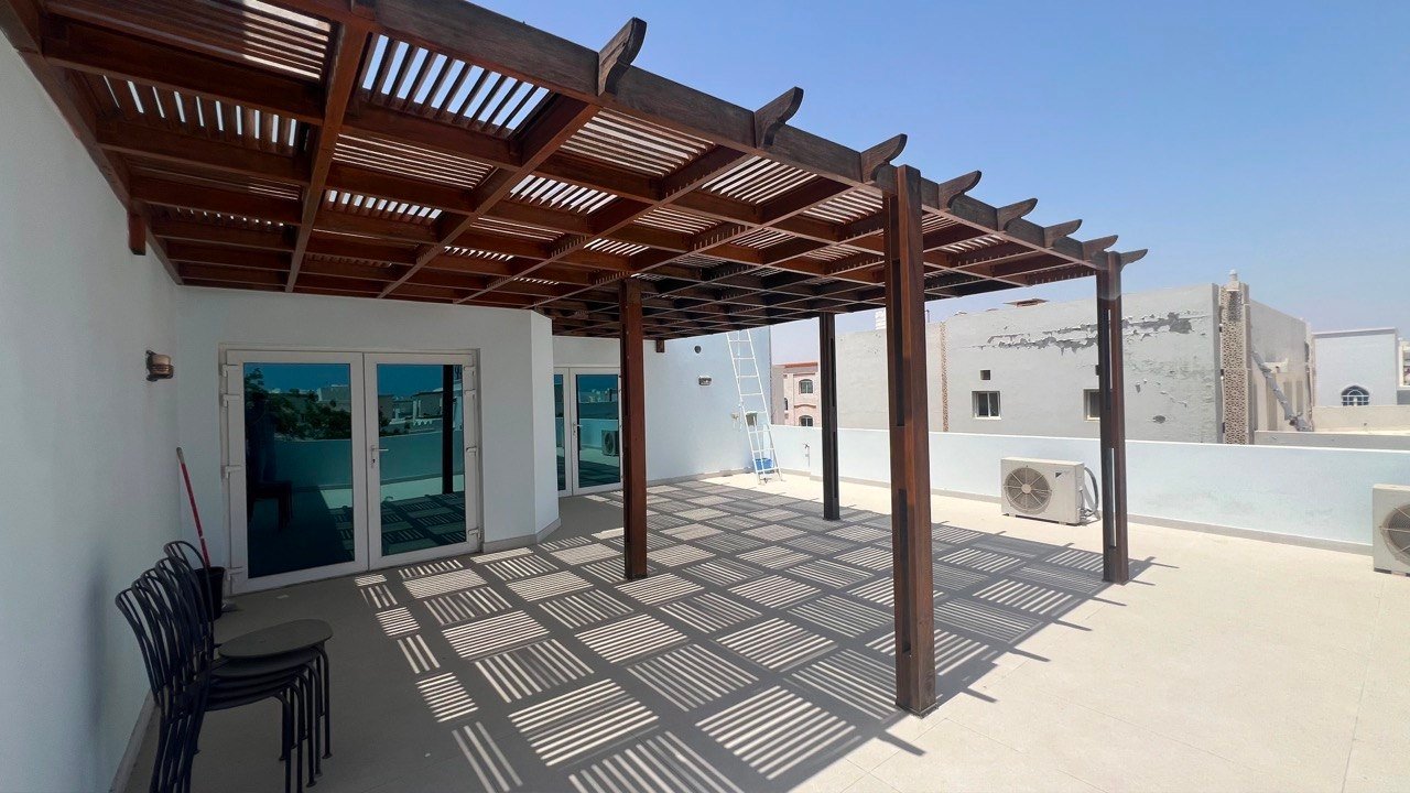 Fully Furnished 2BHK Apartment with Roof Garden in Azaiba UMA15