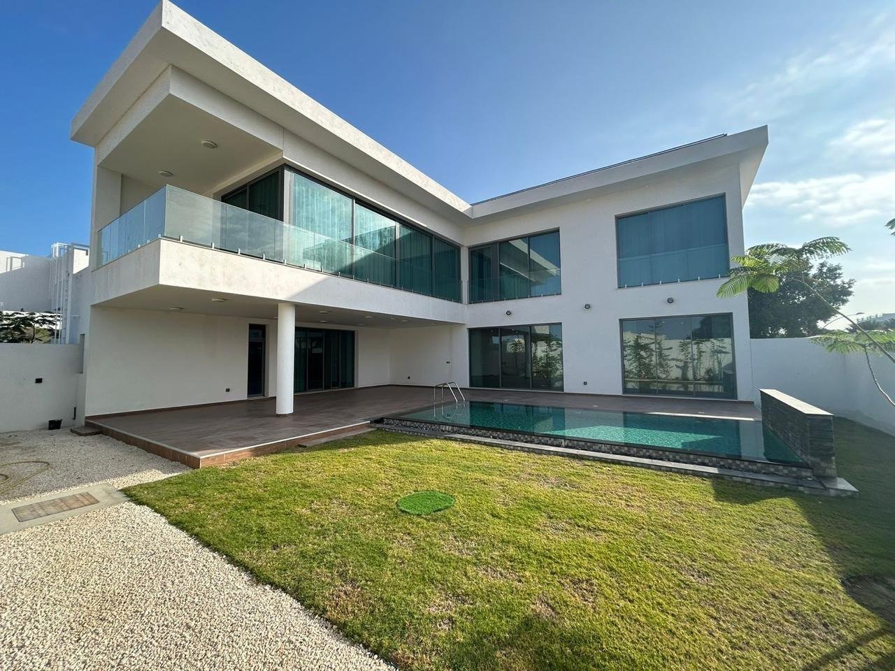 Fully Furnished Luxury 5BHK Villa for Rent in Azaiba – Near the Beach UMV5
